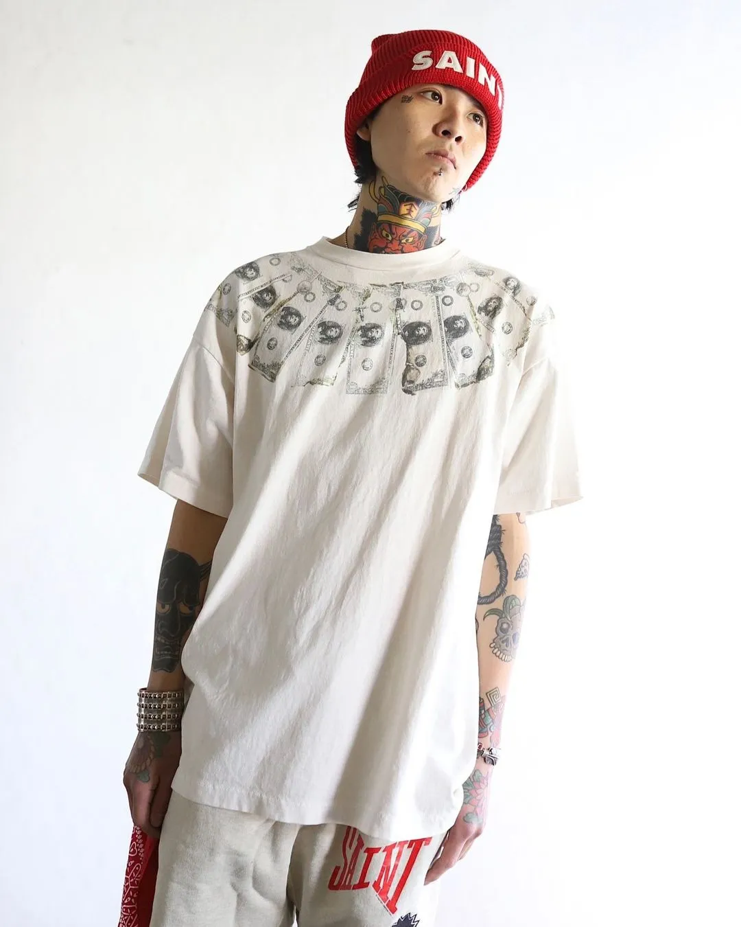 SAINT Mxxxxxx MONEY TEE/WHT dollar necklace, retro short-sleeved, off-white S-XL, ready-to-wear, washed and distressed, authentic level printing, correct accessories/with little angel logo